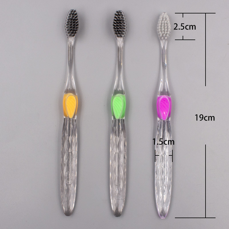Brosses à dents en forme de losanges pour adultes